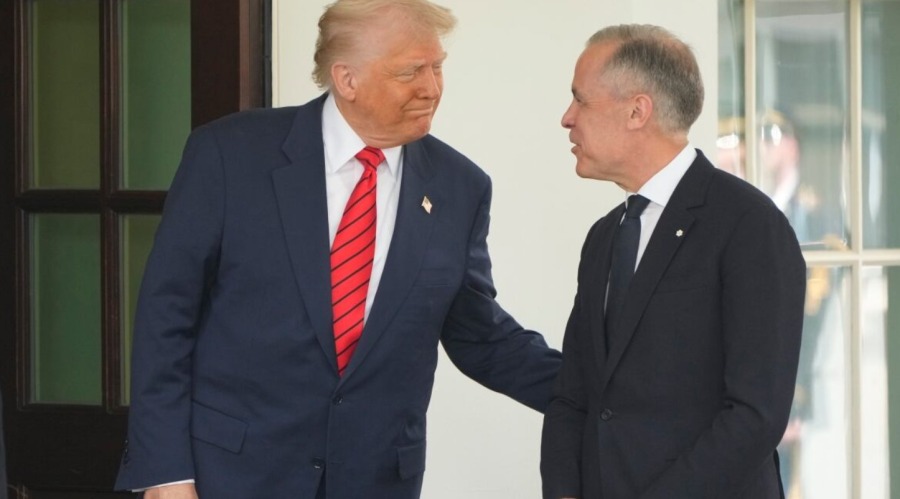 Карни приехал в Белый дом для участия в переговорах Трампа с Трампом