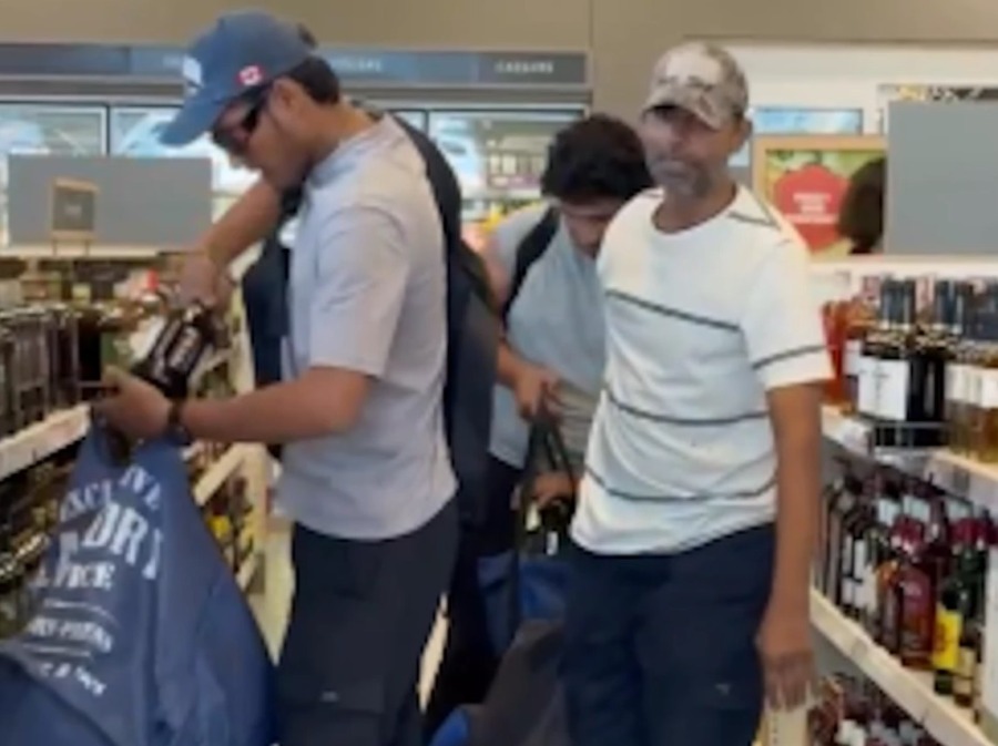 Массовые кражи в магазинах – новая канадская норма