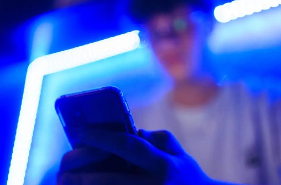 Молодые квебекцы все чаще ведутся на финансовые аферы 